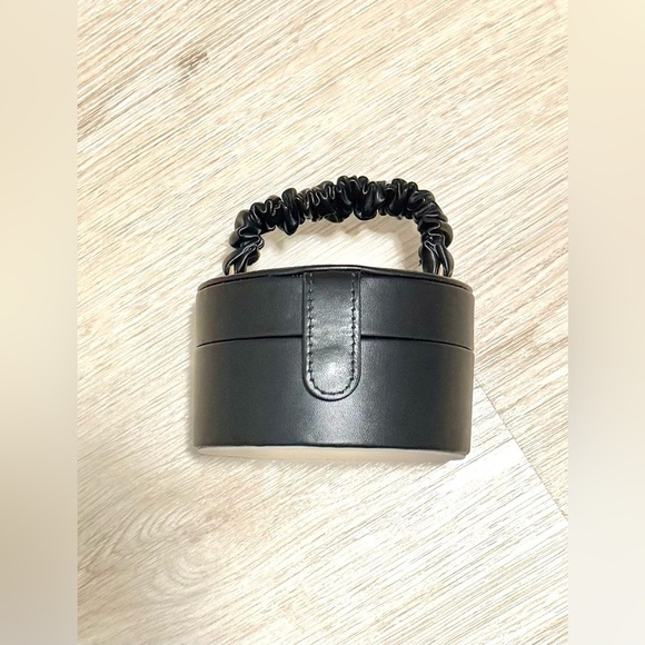 EUC Travel or Small Space Jewelry Box in Black Vegan Leather - Picture 3 of 8